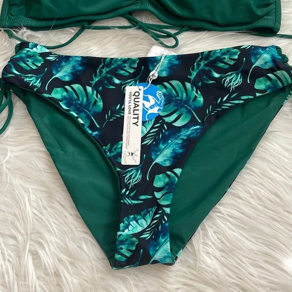 Women’s Cupshe two piece green leaf bikini L - Picture 2 of 4